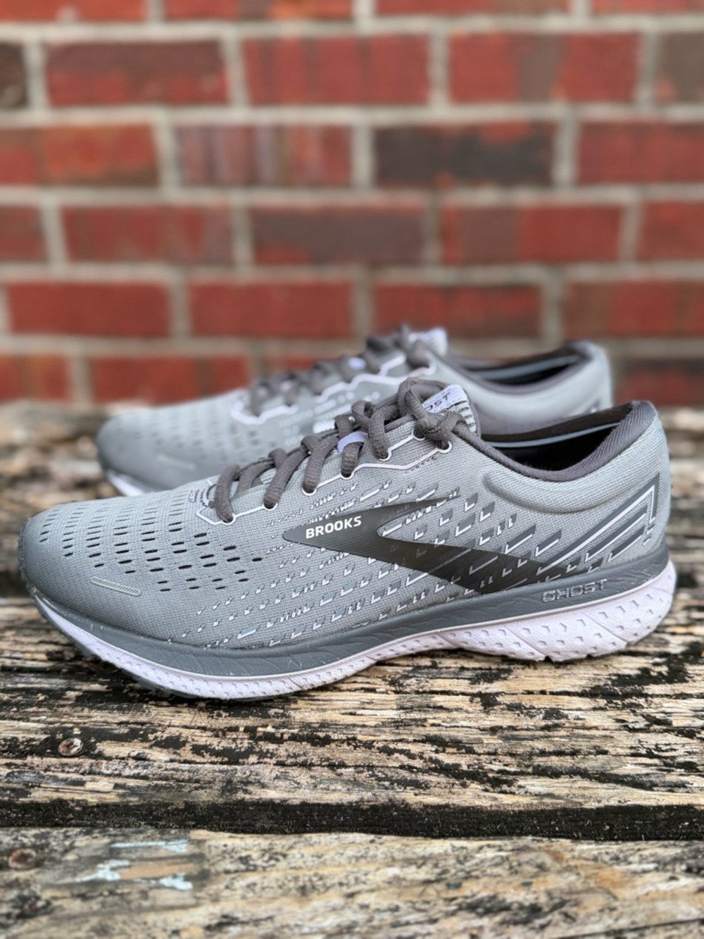 Brooks Ghost 13 Women’s Size 9 Gray Lace Up Running Shoes X1   ***See Note - Picture 2 of 15